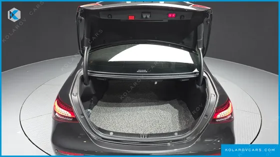 MERCEDES E-CLASS E220D 4MATIC AMG LINE