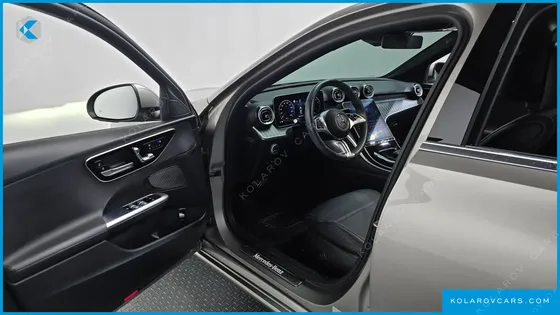 MERCEDES C-CLASS C200 4MATIC AVANTGARDE