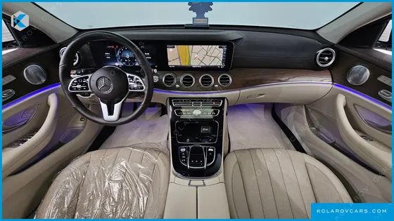 MERCEDES E-CLASS E300 4MATIC EXCLUSIVE