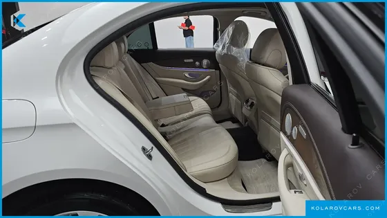 MERCEDES E-CLASS E300 4MATIC EXCLUSIVE