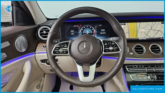 MERCEDES E-CLASS E300 4MATIC EXCLUSIVE