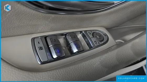 MERCEDES E-CLASS E300 4MATIC EXCLUSIVE