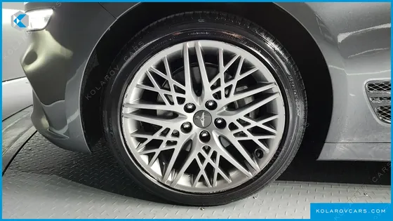 GENESIS G70 GASOLINE 2.0T 4WD