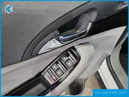 CHEVROLET (GM DAEWOO) ORLANDO LPG PLATINUM PACKAGE