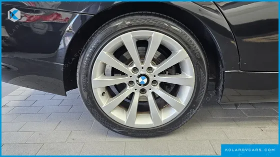 BMW 3 SERIES 320I SEDAN