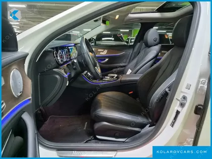 MERCEDES E-CLASS E300 4MATIC EXCLUSIVE
