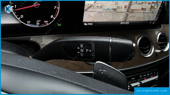 MERCEDES E-CLASS E300 4MATIC EXCLUSIVE