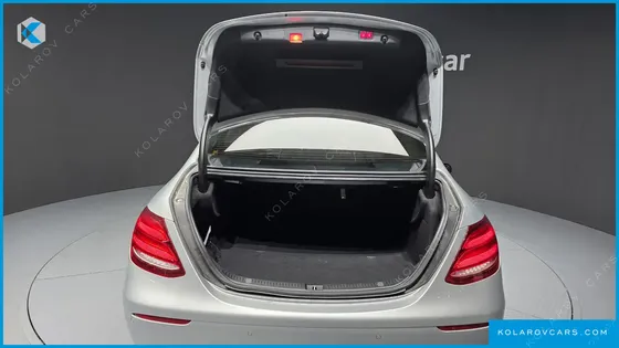 MERCEDES E-CLASS E300 4MATIC EXCLUSIVE