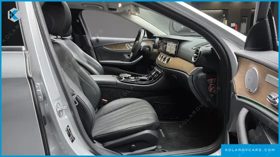 MERCEDES E-CLASS E300 4MATIC EXCLUSIVE