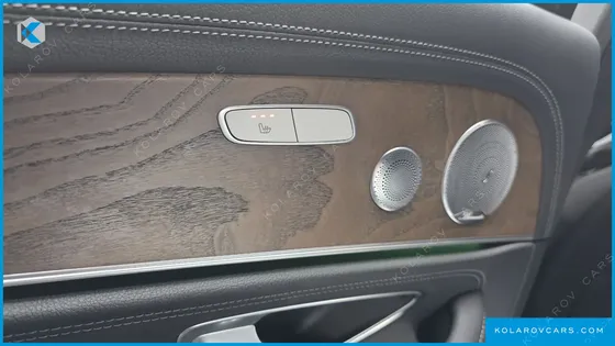 MERCEDES E-CLASS E300 4MATIC EXCLUSIVE