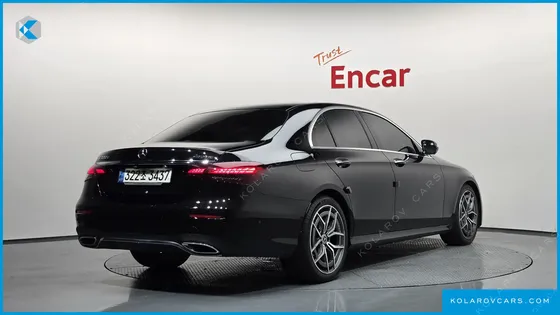 MERCEDES E-CLASS E220D 4MATIC AMG LINE