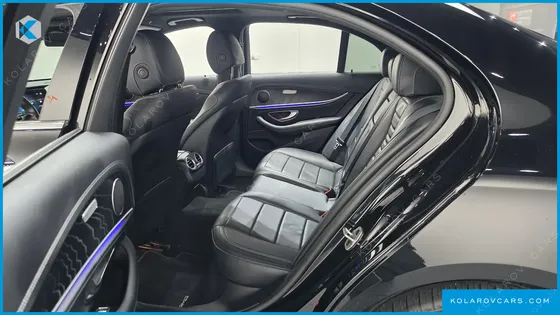 MERCEDES E-CLASS E220D 4MATIC AMG LINE