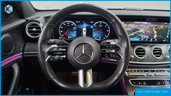 MERCEDES E-CLASS E220D 4MATIC AMG LINE