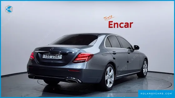 MERCEDES E-CLASS E200 AVANTGARDE