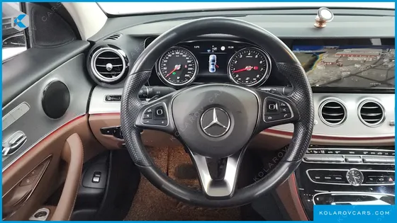 MERCEDES E-CLASS E200 AVANTGARDE