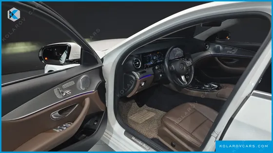 MERCEDES E-CLASS E300 AMG LINE