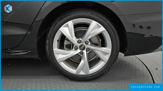 AUDI A4 40 TFSI PREMIUM