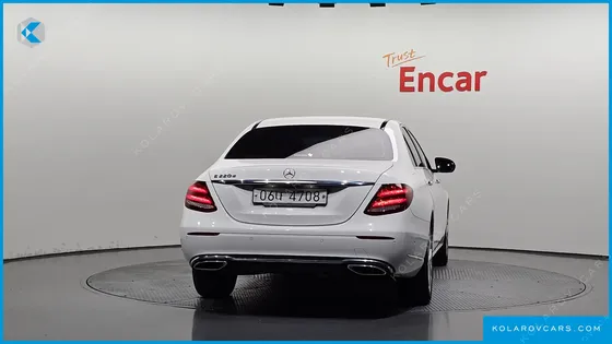 MERCEDES E-CLASS E220D EXCLUSIVE