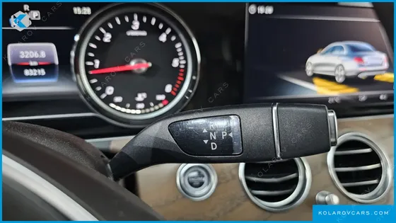MERCEDES E-CLASS E220D EXCLUSIVE