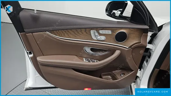 MERCEDES E-CLASS E220D EXCLUSIVE