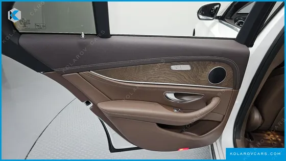 MERCEDES E-CLASS E220D EXCLUSIVE