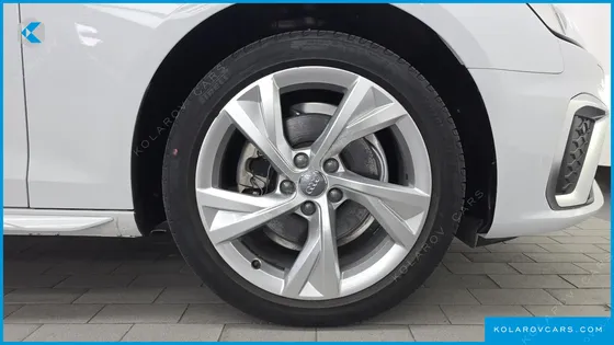 AUDI A4 40 TFSI PREMIUM