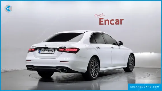 MERCEDES E-CLASS E220D 4MATIC AMG LINE