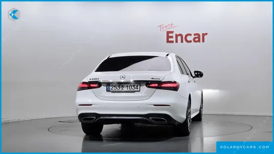 MERCEDES E-CLASS E220D 4MATIC AMG LINE