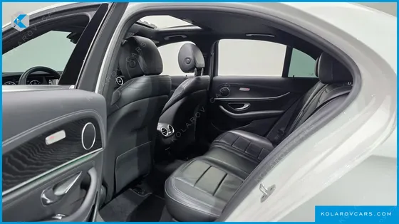 MERCEDES E-CLASS E220D 4MATIC AMG LINE