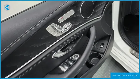 MERCEDES E-CLASS E220D 4MATIC AMG LINE