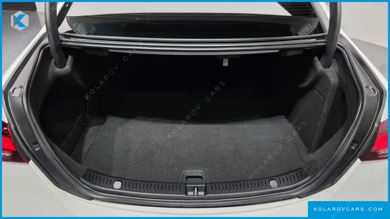 MERCEDES E-CLASS E220D 4MATIC AMG LINE
