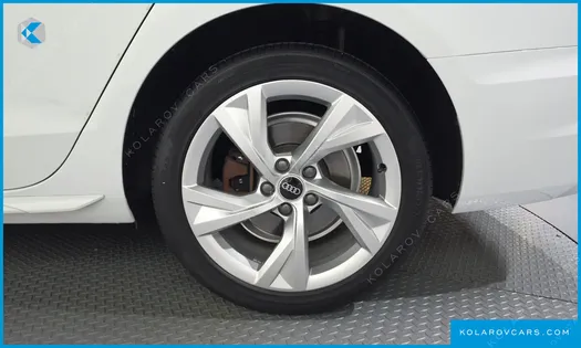 AUDI A4 40 TFSI PREMIUM