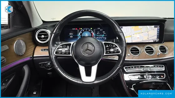 MERCEDES E-CLASS E300 4MATIC EXCLUSIVE