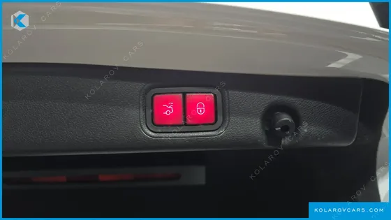 MERCEDES E-CLASS E300 4MATIC EXCLUSIVE