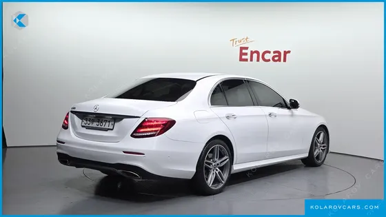 MERCEDES E-CLASS E300 AMG LINE