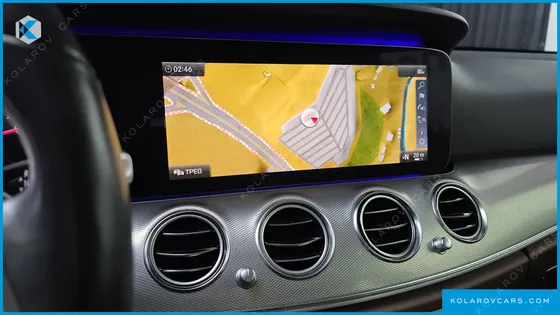 MERCEDES E-CLASS E300 AMG LINE