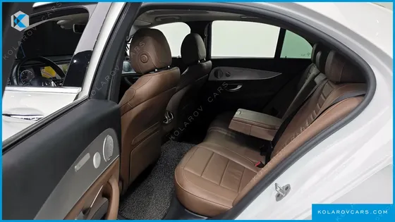MERCEDES E-CLASS E300 AMG LINE