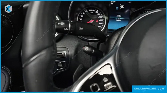 MERCEDES C-CLASS C220 D AVANTGARDE