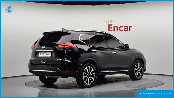 NISSAN X-TRAIL 2.5 TECH 4WD