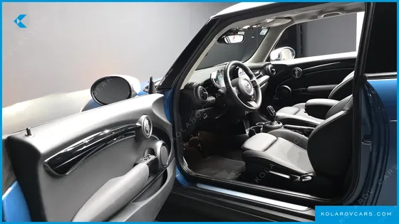MINI COOPER CLASSIC PLUS LAUNCH PACK