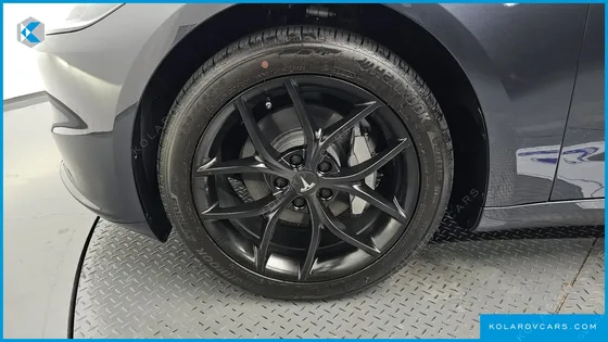 TESLA MODEL 3 스탠다드 RWD