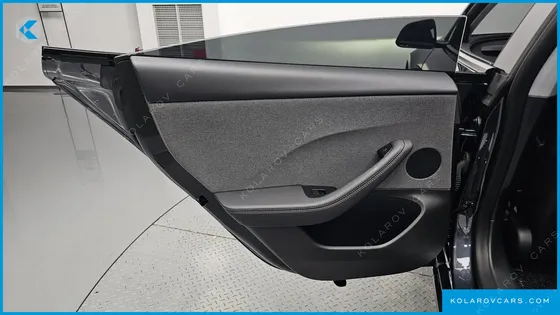 TESLA MODEL 3 스탠다드 RWD