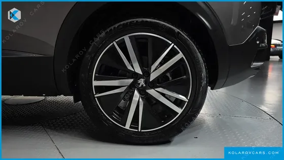 PEUGEOT 3008 1.2 PURE TECH GT