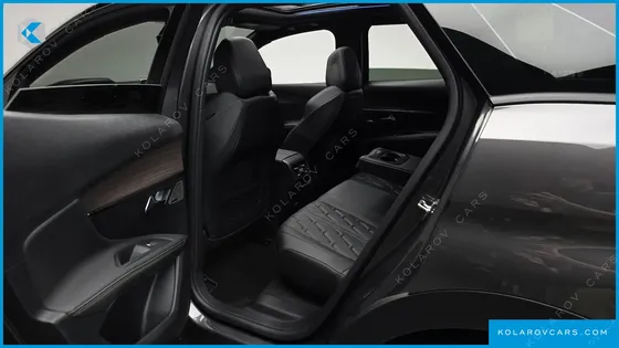 PEUGEOT 3008 1.2 PURE TECH GT