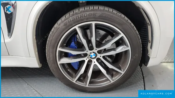 BMW X5M 4.4