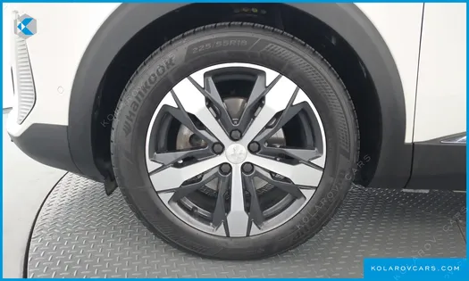 PEUGEOT 3008 1.5 BLUEHDI GT