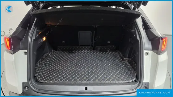PEUGEOT 3008 1.5 BLUEHDI GT