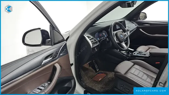 BMW IX3 M SPORTS