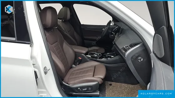 BMW IX3 M SPORTS