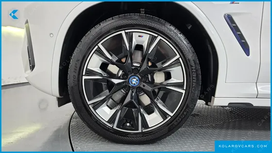 BMW IX3 M SPORTS